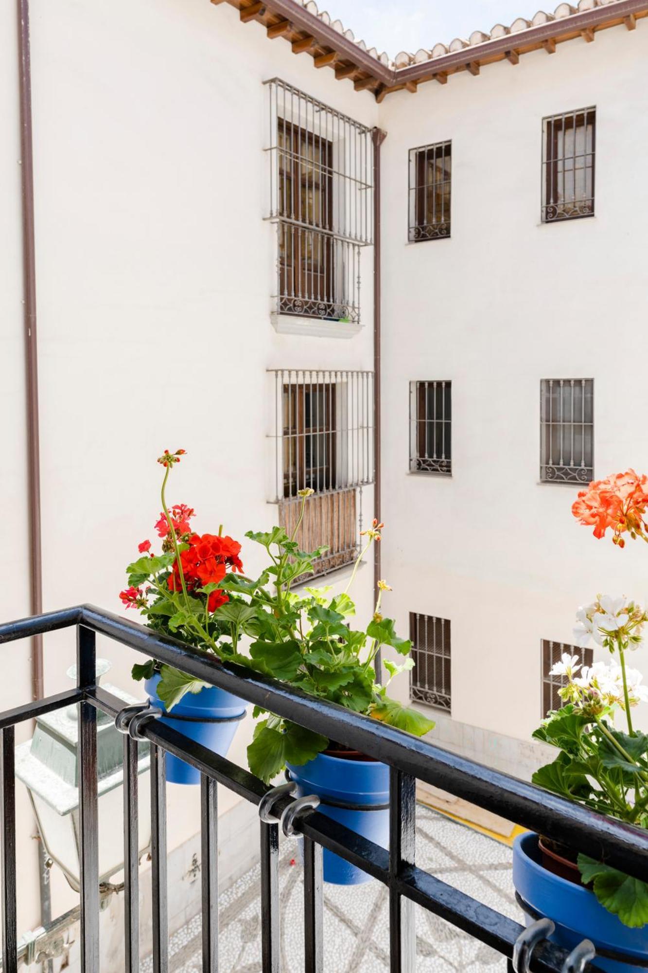 Entre Dos Aguas Leilighet Granada Eksteriør bilde
